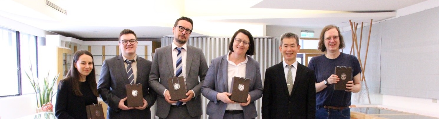 The Delegation from Trier University Visited AJMJ on March 24, 2025.04