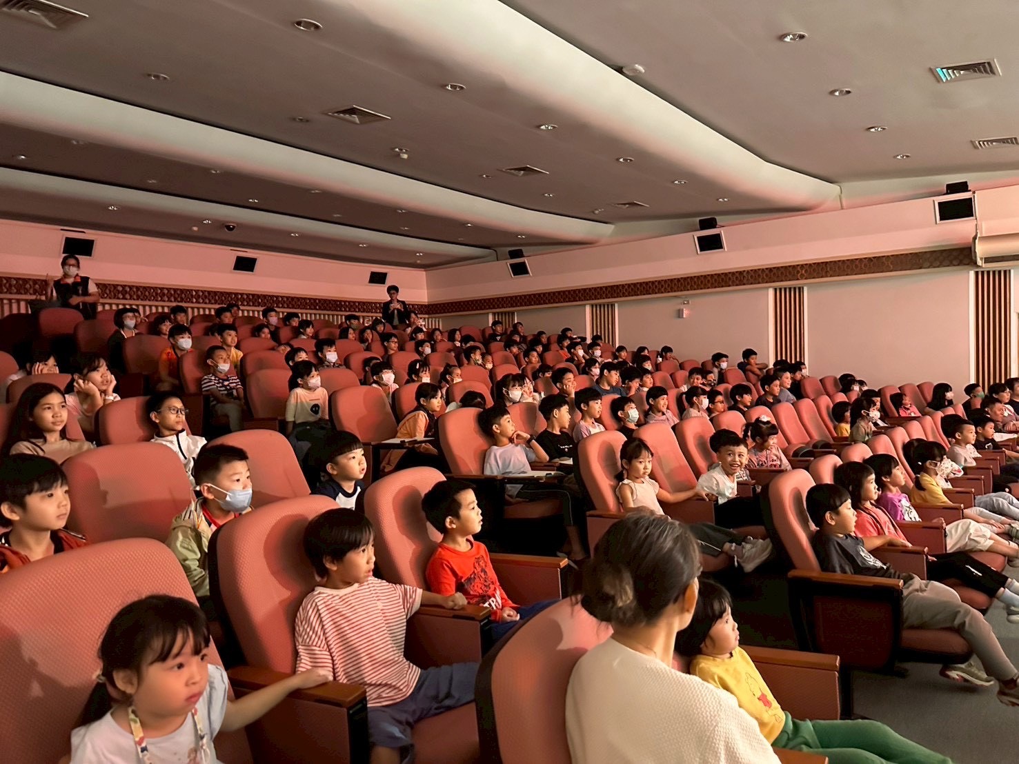 布袋戲巴士校園巡演-東華附小05