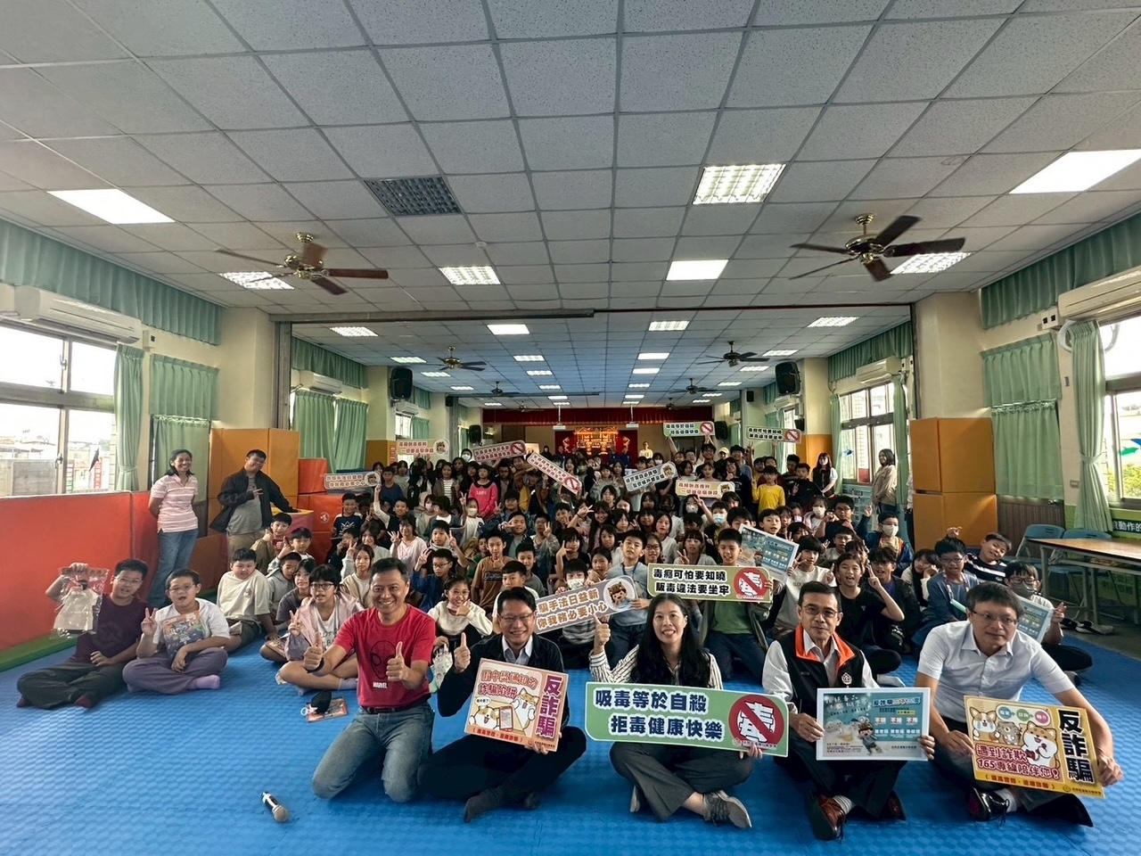 布袋戲巴士校園巡演-忠孝國小05