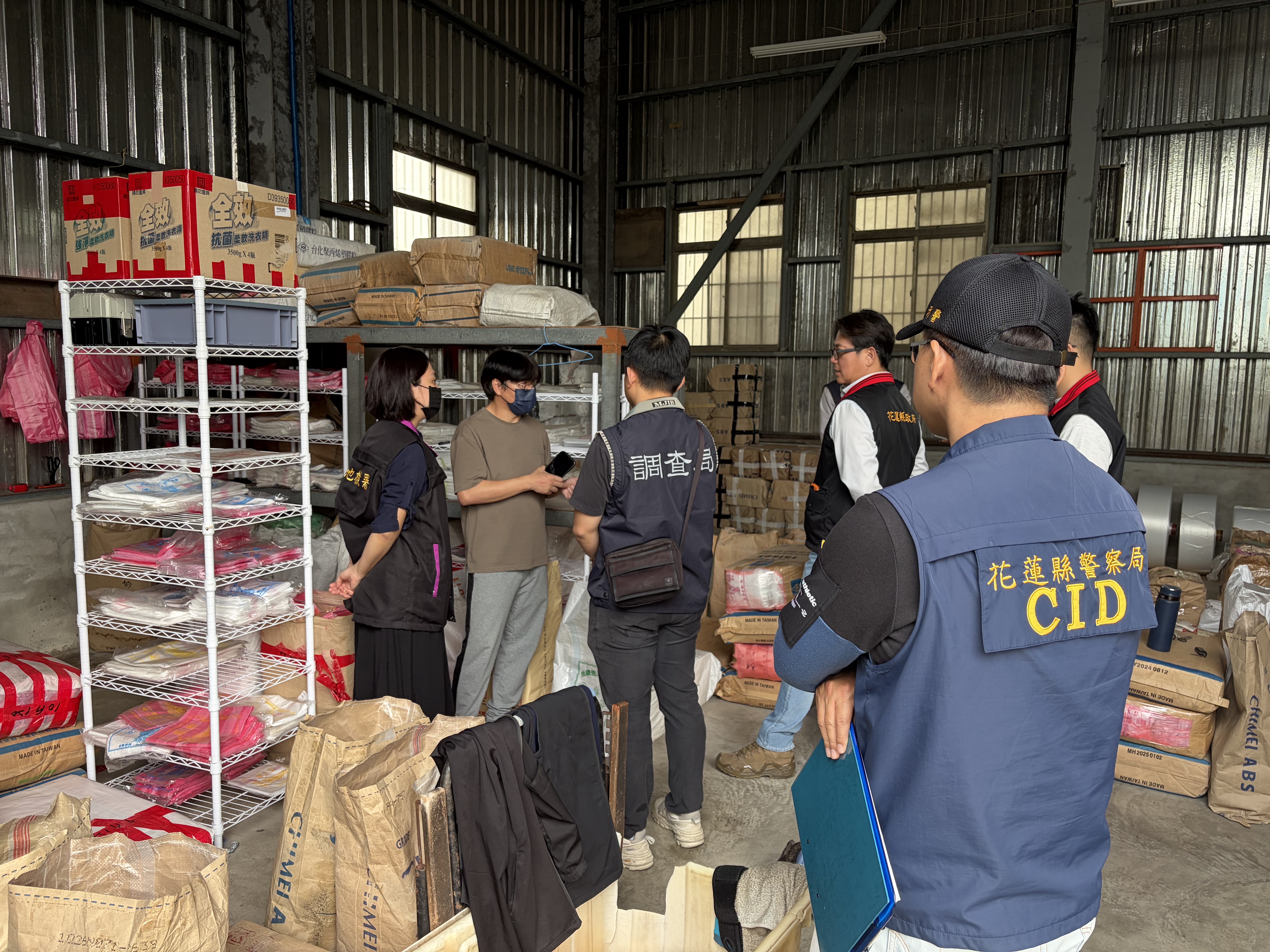 3-連假尾聲查緝不打烊，花檢第二波聯合稽查，防止囤積炒作塑膠製品