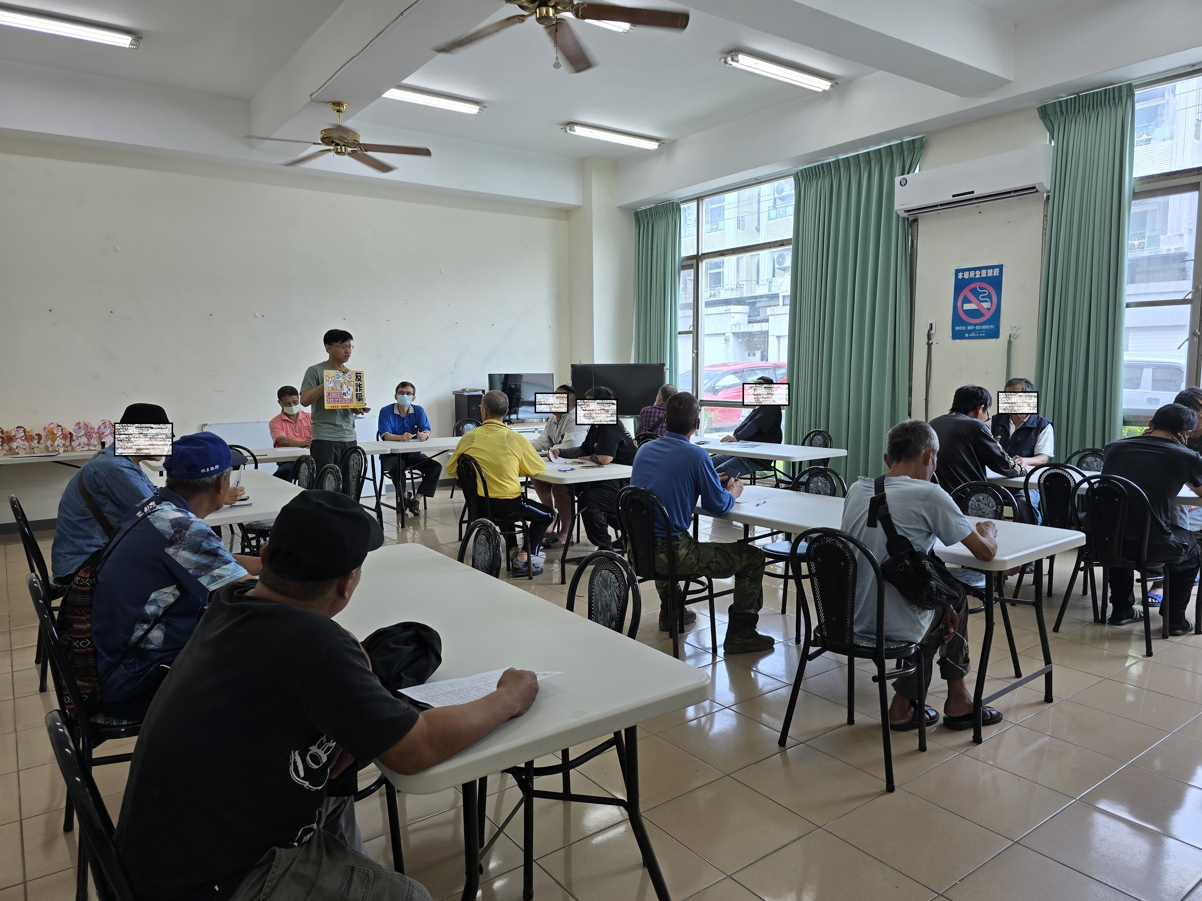 1150423南區便民暨反賄選反詐騙宣導3